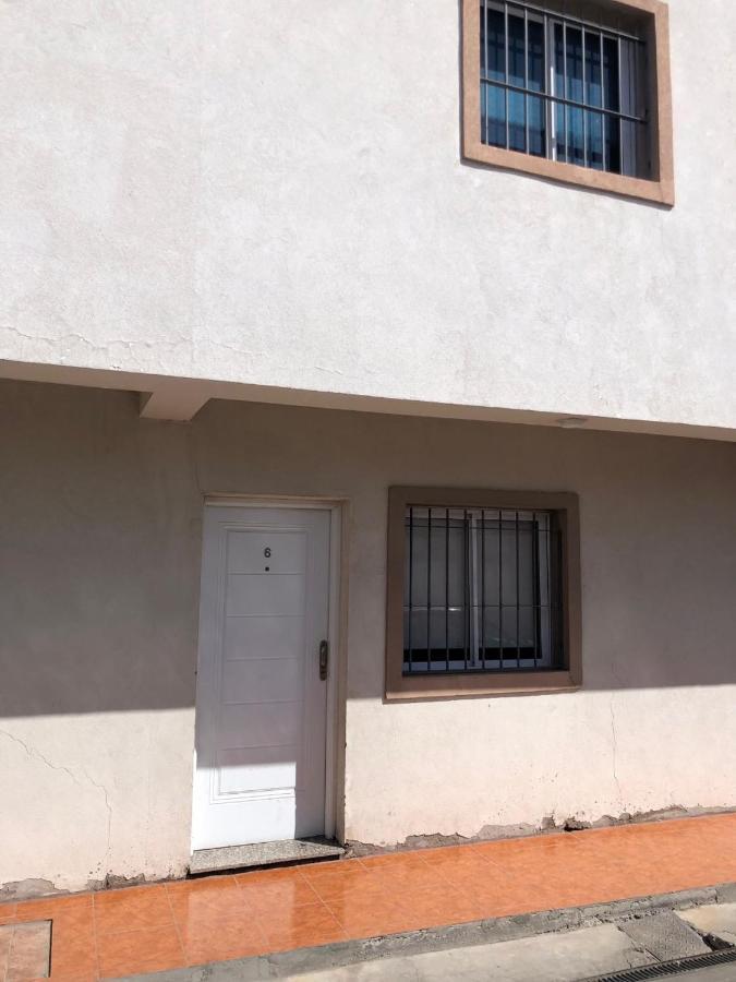 Excelente Duplex En Consorcio Privado C/ Cochera San Juan Exterior foto